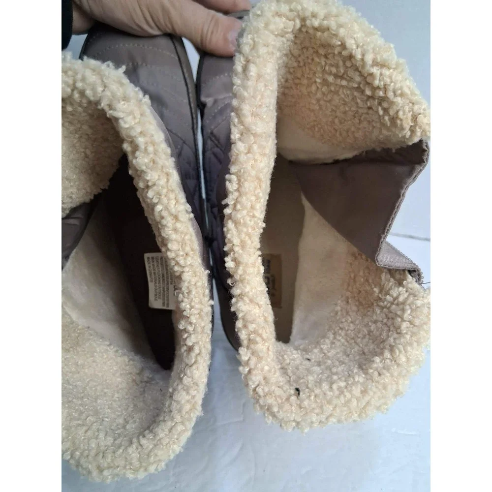JBU Snowflake Waterproof Winter Boots Women's Size 7.5 Tan Faux Fur Lined Zip Up